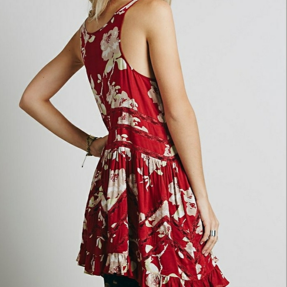 FREE PEOPLE Red Floral Trapeze Slip Dress Size S